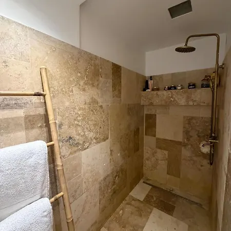 דירה Renovated Two-bedroom In Center Of - Station And Nearby קאן