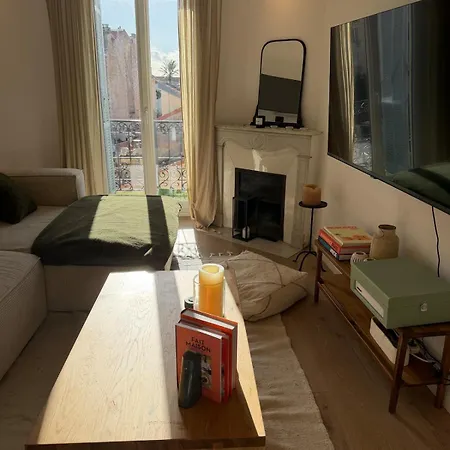 דירה Renovated Two-bedroom In Center Of - Station And Nearby